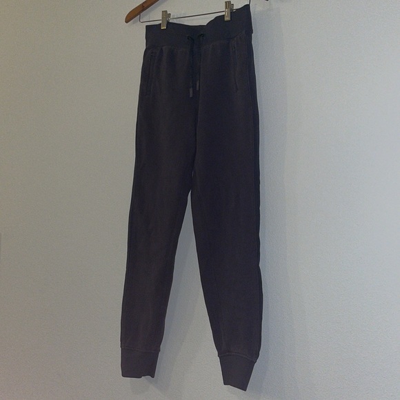 Lululemon Get Going Jogger in Dark Shadow - Picture 3 of 8